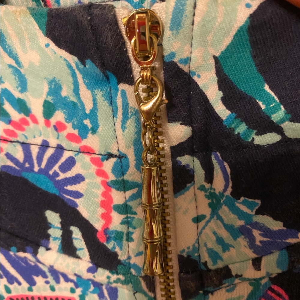 Lilly Pulitzer Alpaca My Bags 1/2 zip - Picture 6 of 7